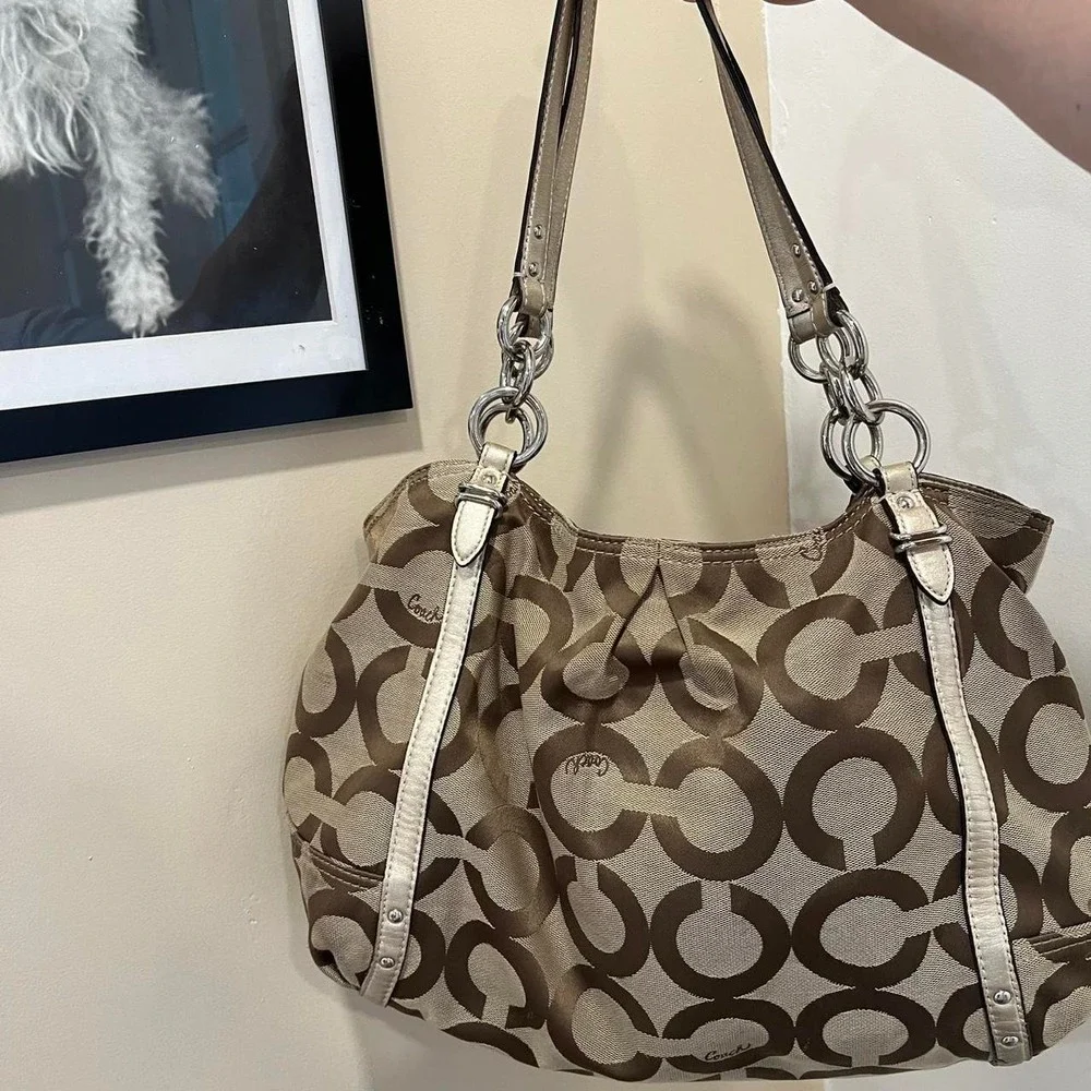 y2k 2000s Coach Signature C Monogram Alexandria Shoulder Bag / handbag